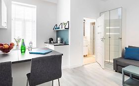 Wspólna 54 - Blue - Good Apartments
